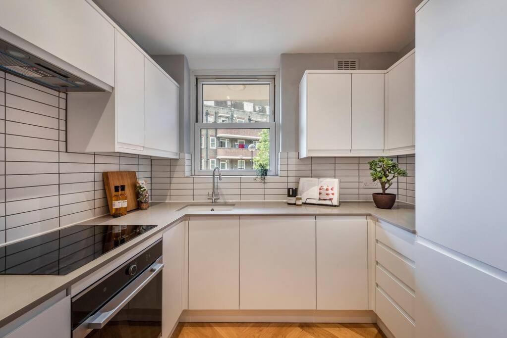 Superb 2 Bed Apartment Near Camden Town Free Wifi London Bagian luar foto